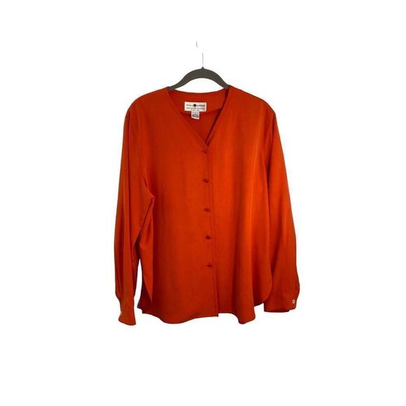 Vintage real clothes, Saks, 5th Ave., Orange 100% silk button up cardigan size P - Picture 2 of 3